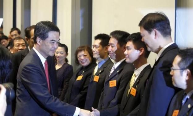  [取消]公务员“工资改革”后，年终奖变尴尬，节日补贴取消，年