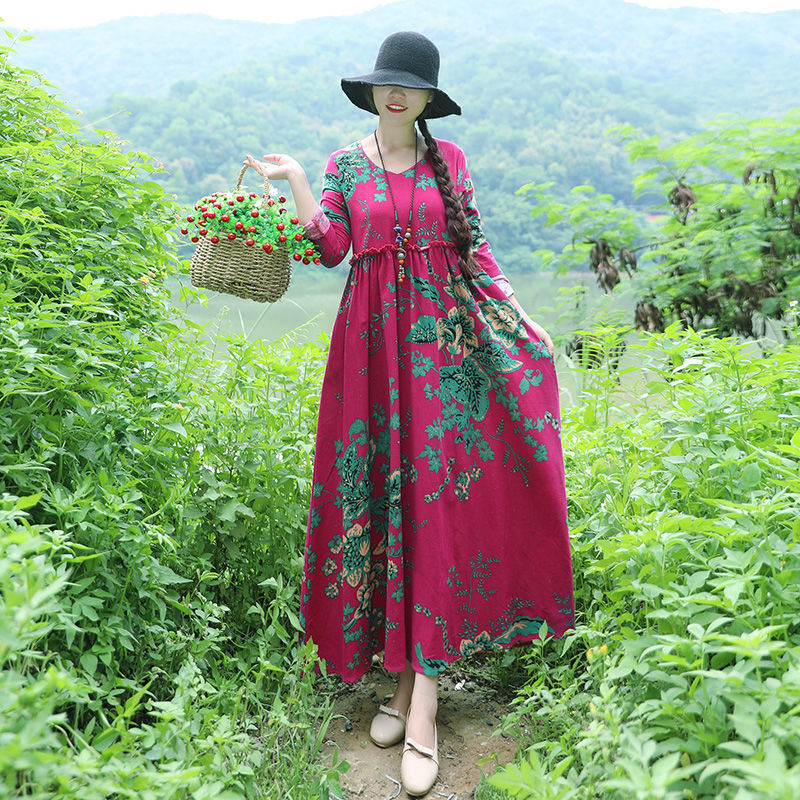 我认为这“薄”秋裙，比旗袍高贵，比波点裙洋气，让人一见倾心