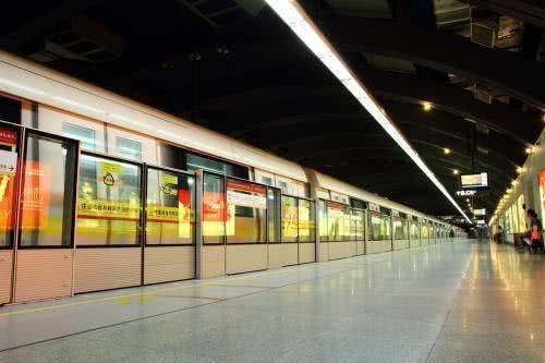  「在路上」地级市开通地铁最多的省份：四个已经“发货”，还有