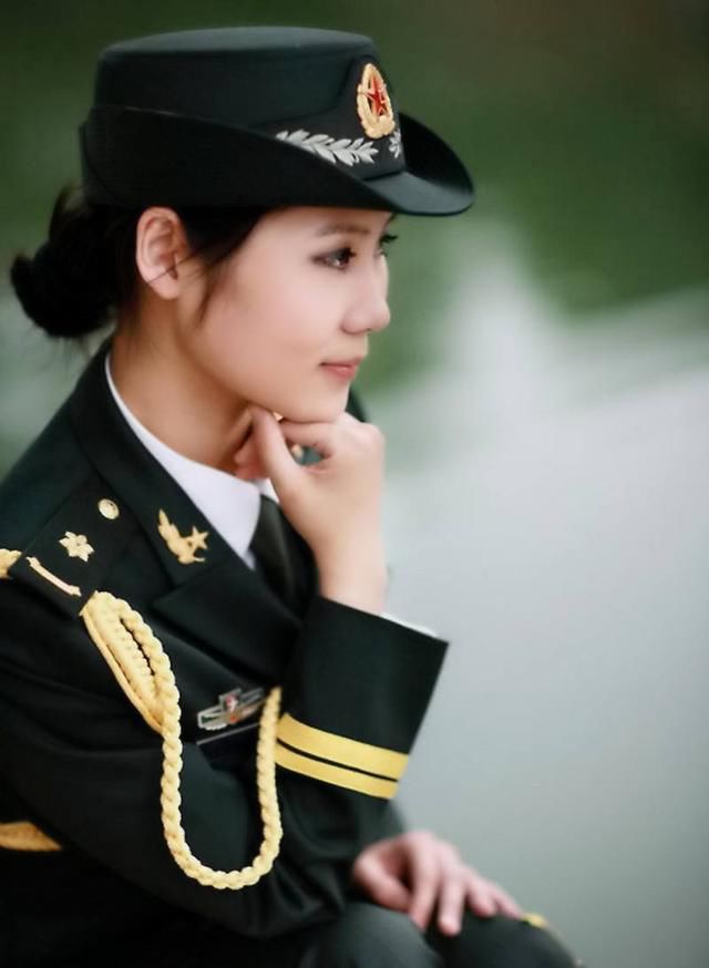 世界上哪个国家的女兵颜值最高?是中国?