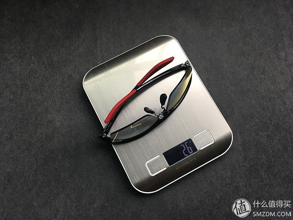 适合亚洲人的运动眼镜-高特GT-66001定制版变色运动眼镜