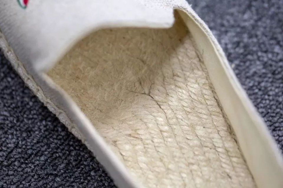 徒步沙漠99公里无恙?我许你一步一莲花，心静自然凉