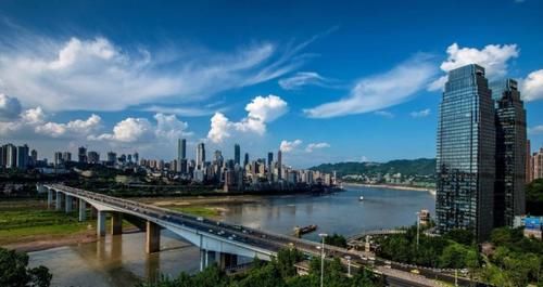 中国最“受欢迎”的城市，一年接待5.4亿游客，不是成都和杭州