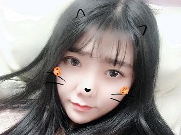【微博】吃鸡玩不下去了?小团团跟随PDD转战新游戏
