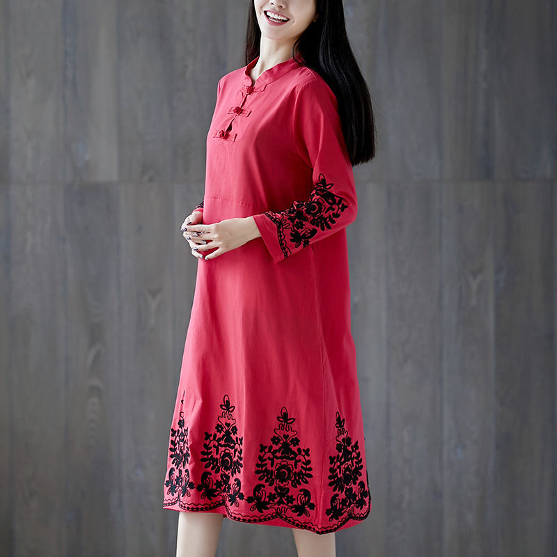 早秋还是有点热，体胖多汗的妈妈就喜欢穿棉麻装，清凉透气还时尚