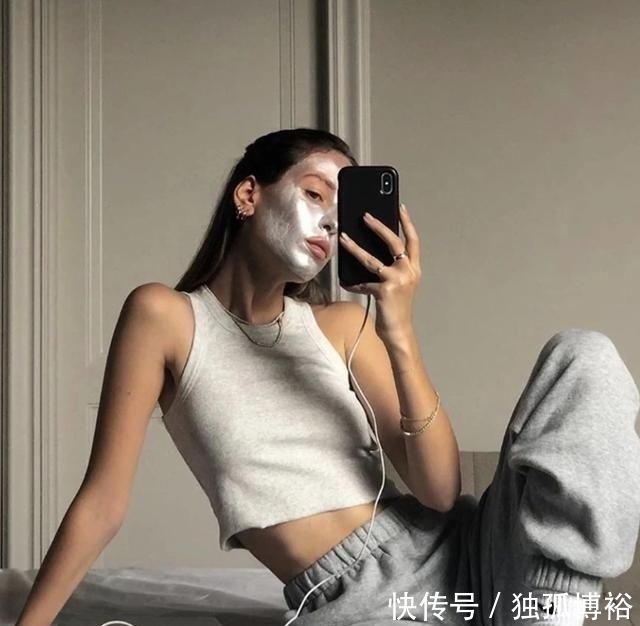  格纹：开工第一天，穿上我的“家居裤”就直接去公司？