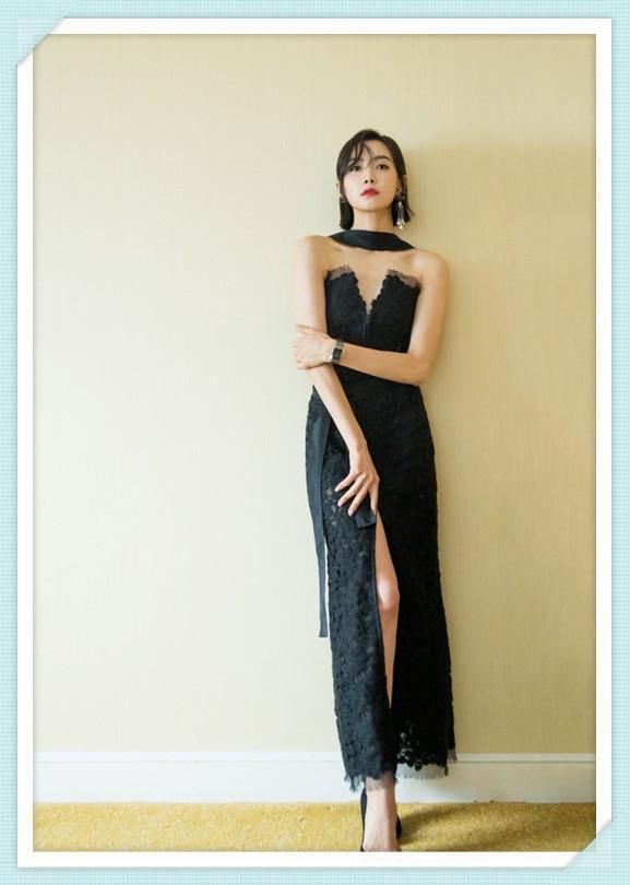 宋茜厉害！穿抹胸裙还敢在中间开个叉，网友：身材没点料真挂不住