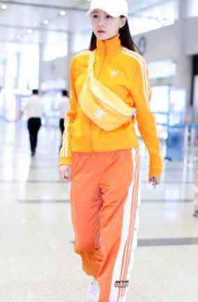 沈梦辰是“一棵行走的胡萝卜”!一身橙黄色,司机都会误认吧?