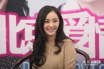 杨幂有一个大事件，知名博主质疑杨幂，你真的缺钱吗？