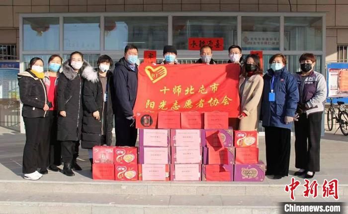  「兵团」新疆兵团战“疫”见闻：寒气逼人 “红细胞”决战“黑病