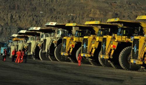 中美合作开发“最大”露天煤炭，储量达126亿吨，足够开采两百年