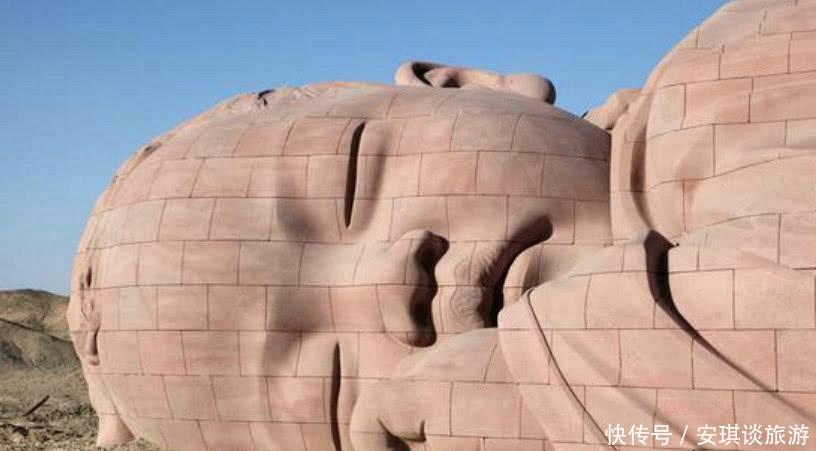 沙漠一大奇景，长15米，宽4.5米，高度9米的巨婴，就在中国