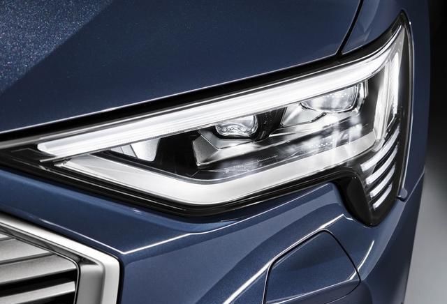  「tron」奥迪e-tron Sportback 谁说纯电不能玩溜背？