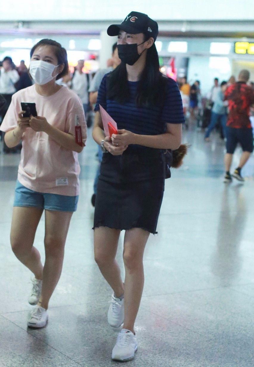 看了姚晨和唐嫣穿这裤子，网友:终于找到不减肥的理由了!