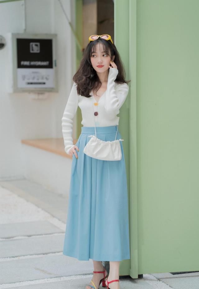 『告别』告别土气俗气!清新又简单的穿搭学一下,初夏穿衣不发愁