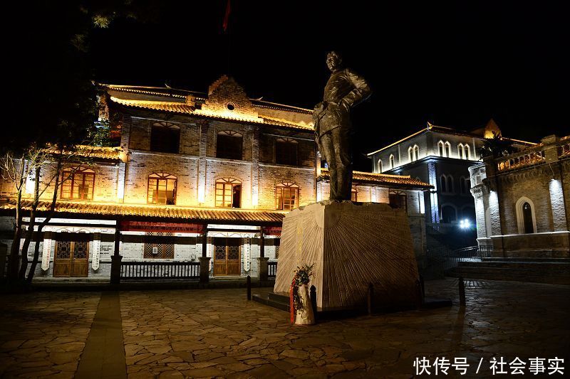 四川甘孜红军长征走过的地方磨西镇