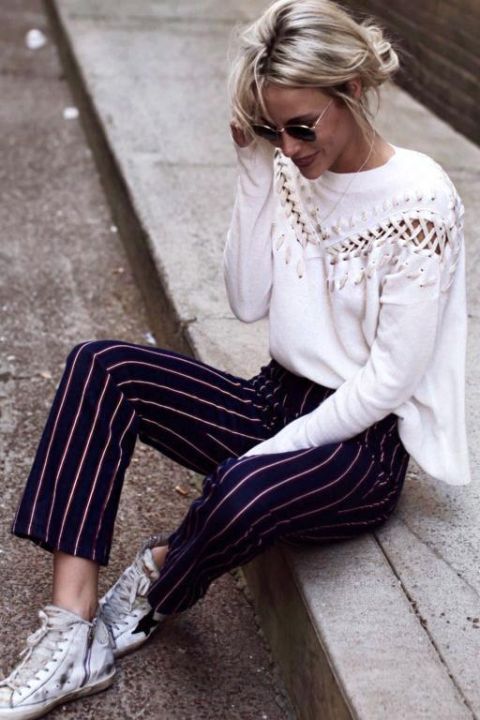  「针织衫」女人买针织衫，就要挑这4种“耐看色”，穿个两三年都不会过时