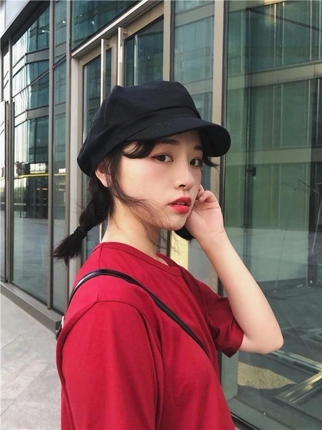 初秋必备单品,拥有这顶帽子让你不用修容瞬间拥有小脸