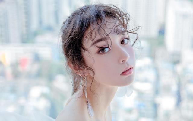 最有气质的三个星座女，灼灼其华，惊艳了时光！