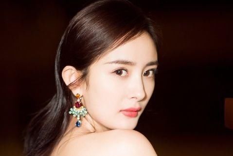  [皮肤]为什么明星熬夜不长痘？原来是坚持了这3件事，难怪皮肤那么好