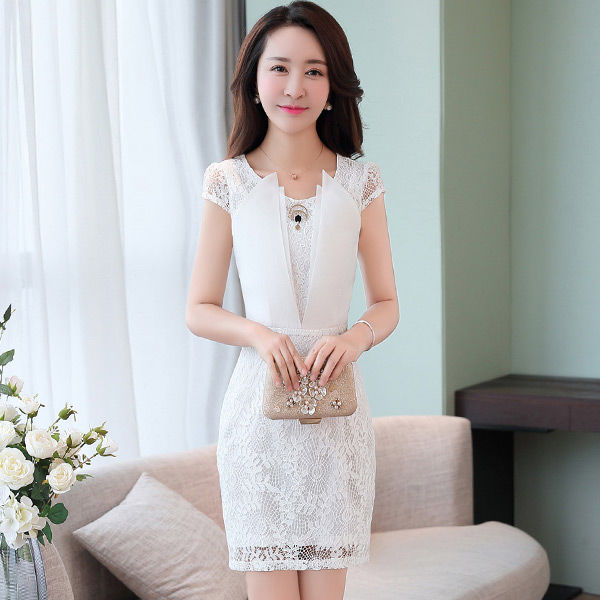 好迷人的“齐 臀裙”!勾勒女人丰腴身形，美得绅士看了也呆眼