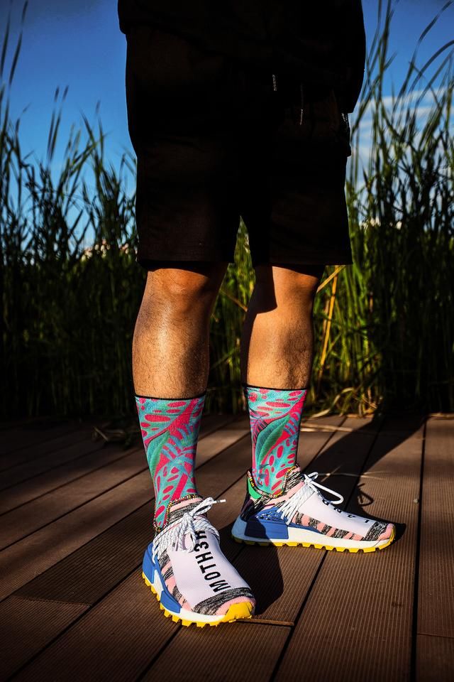 提前开箱上脚!看一眼就觉得很贵的鞋,竟然还带有神秘代码!