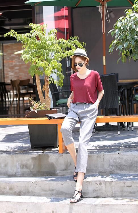 『脱俗』清新脱俗 孙允珠:夏日时尚圆领短袖T恤束腰运动裤