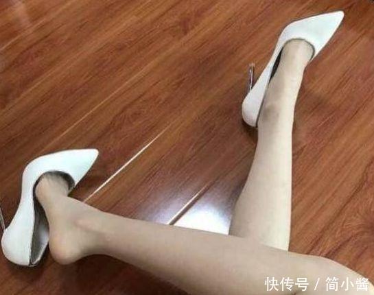 细跟鞋舒适百搭，更能衬托你的气质，让你魅力十足！