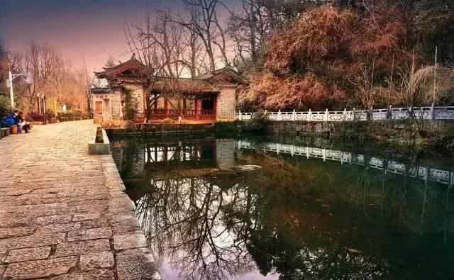 最美的享受，不用出国门，找一个小镇，任时间慢慢流淌