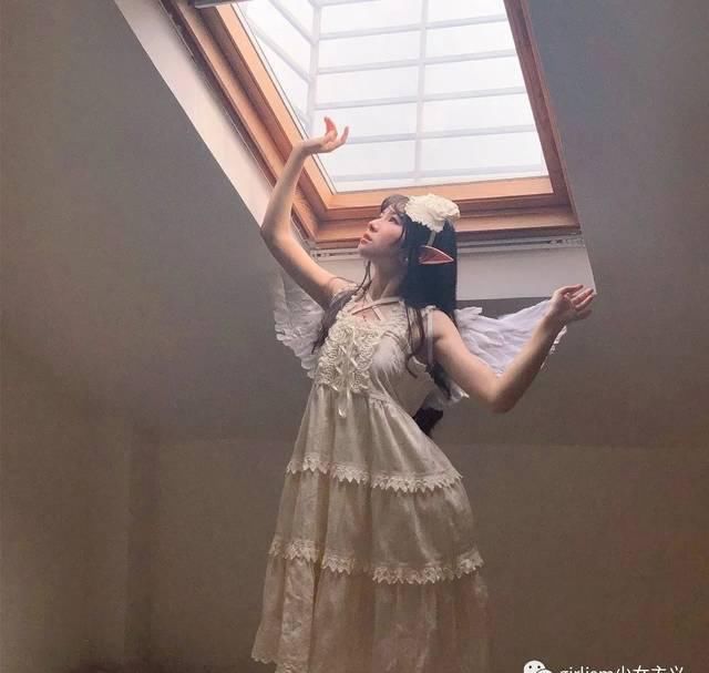  『小裙子』“Doll感”是什么？这样穿，你就是洋娃娃！