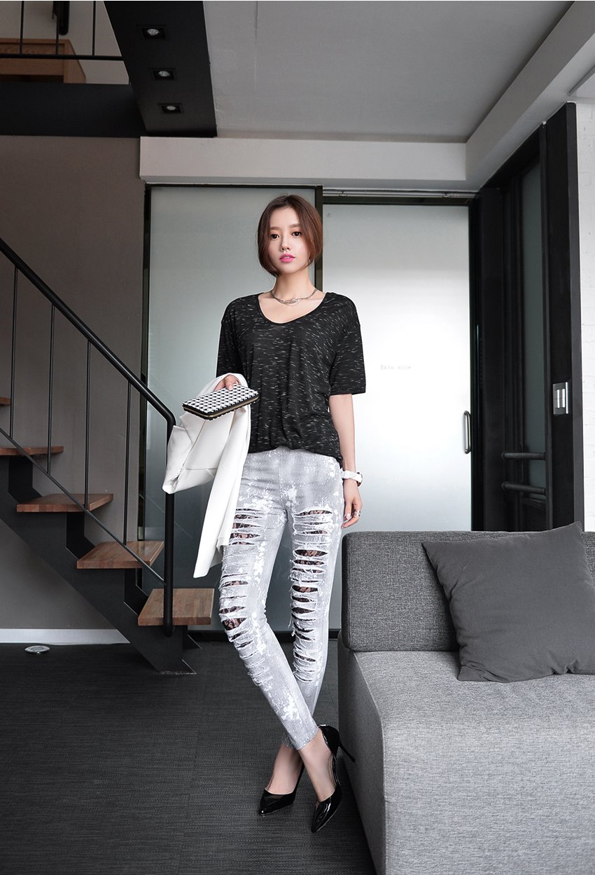 天生寡淡 没什么特别喜欢的东西 除了你