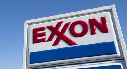 接连打击!苹果拒归美国，石油巨头出逃，汽车巨鳄也要弃美来华?