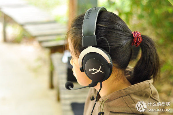 专业电竞耳机选暴风，吃鸡游戏快人一步