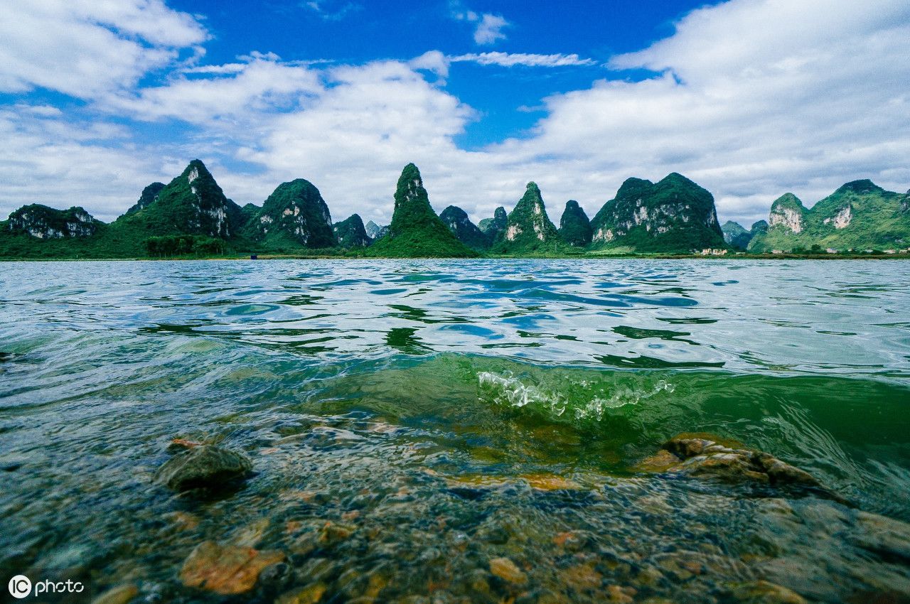 广西14大城市面积排行，百色第1桂林第3南宁第4，防城港北海垫底