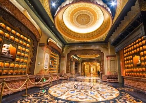 中国最“奢华”寺庙，占地900亩耗资40亿，藏有唯一的佛顶骨舍利