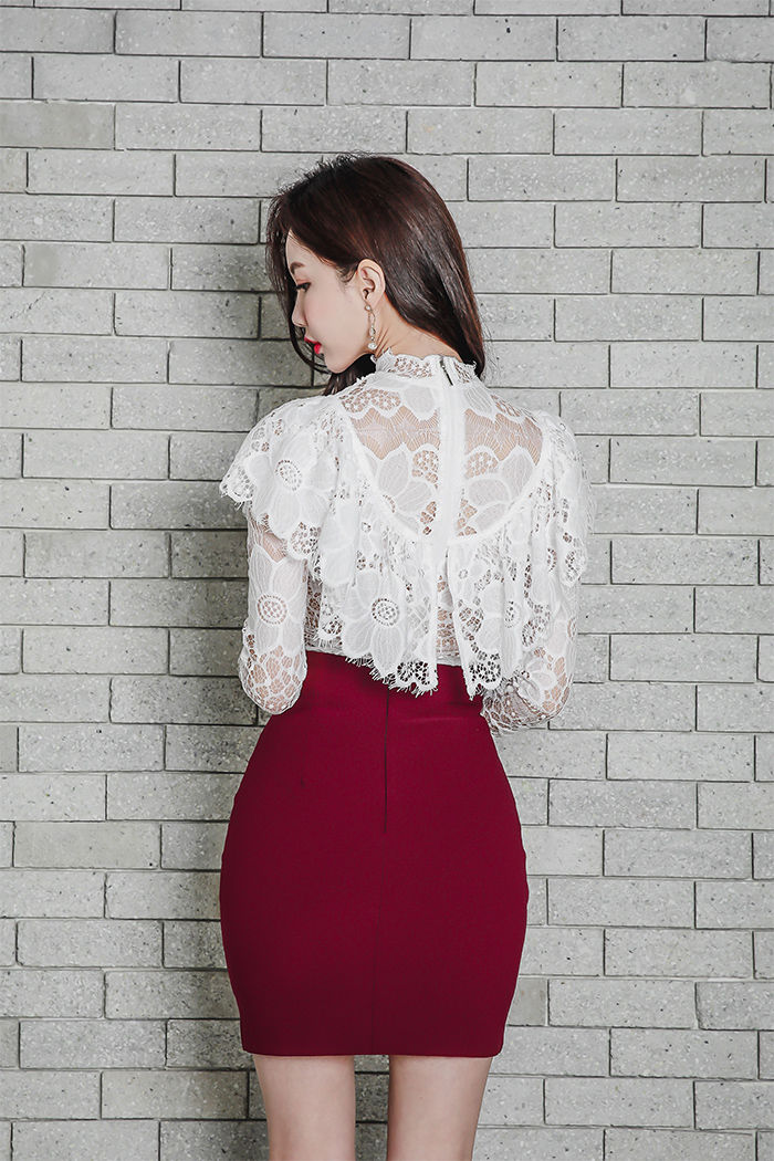 涟漪巴伦西亚围领刺绣衣裙