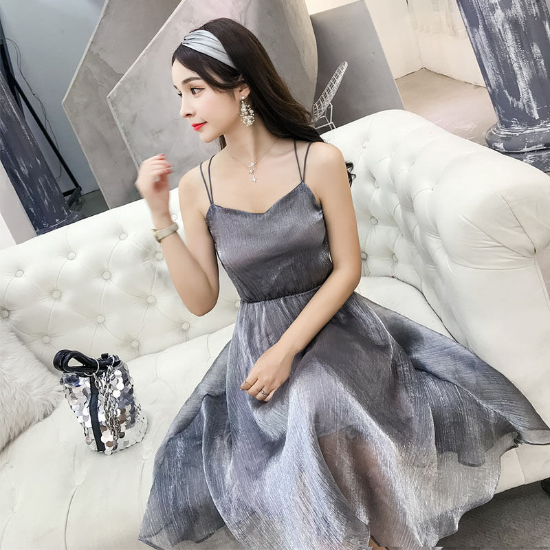 这么好看的裙子第一回见，不仅气质时髦，舒服还显腿长