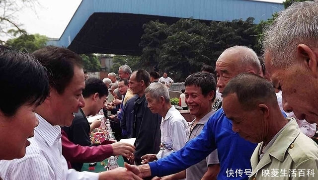  「农民工工作」年过60农民工工作难找，养老成问题，他们提了4个