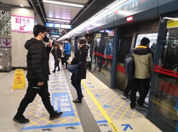  「升高」注意！明日地铁客流或将进一步升高 西安这些车站将实施客流控制