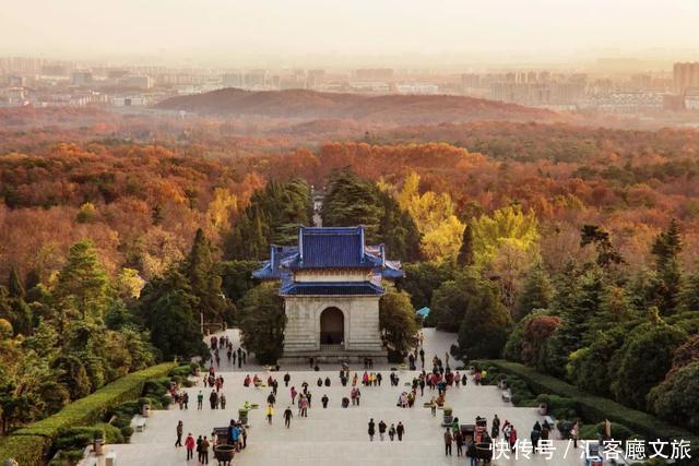 一个人在路上，适合独自旅行的地方，去过才懂得什么是自由