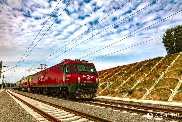  吉南：浩吉铁路即将开通运营