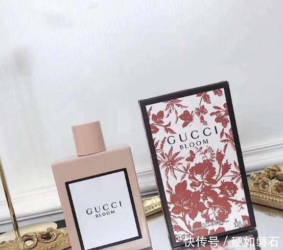 『测评』女生节要送什么给女朋友这4款香水她一定会喜欢!香水测评