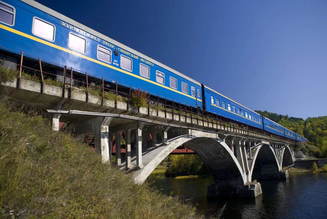 世界上最长的铁路，长9332公里，跨越14个省份，不在中国