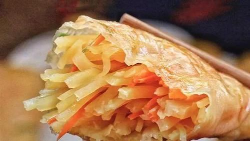  「香脆」不用揉面零失败，薄皮大馅土豆丝脆饼，超香脆超馋人