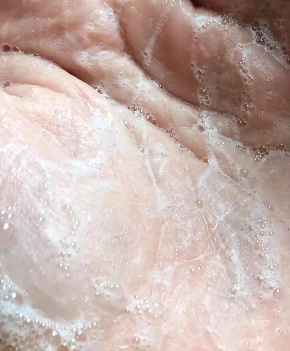 鹿晗、阿娇、张歆艺等明星御用的洗发水，狂销千万瓶的控油固发神