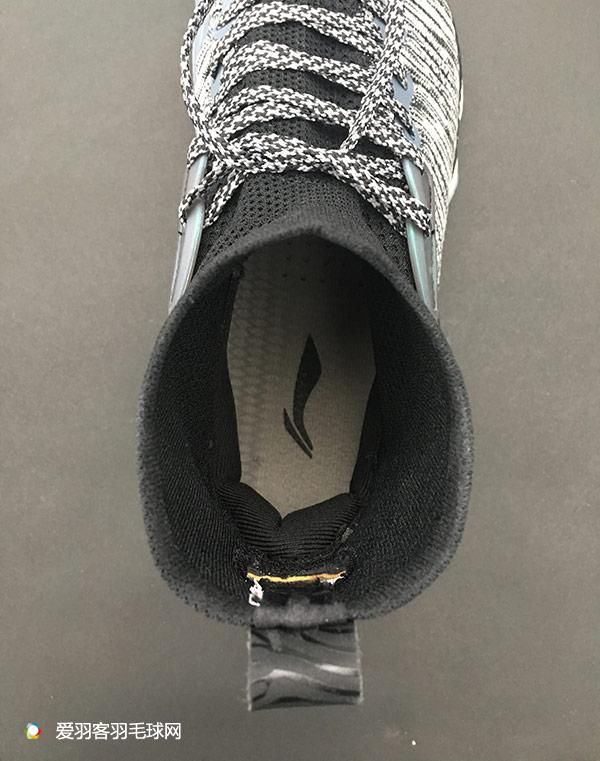 “潮”出天际！李宁Ranger“变色龙”2.0测评