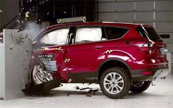 你还在相信这些汽车谣言吗？真相在这里，看完你就知道了