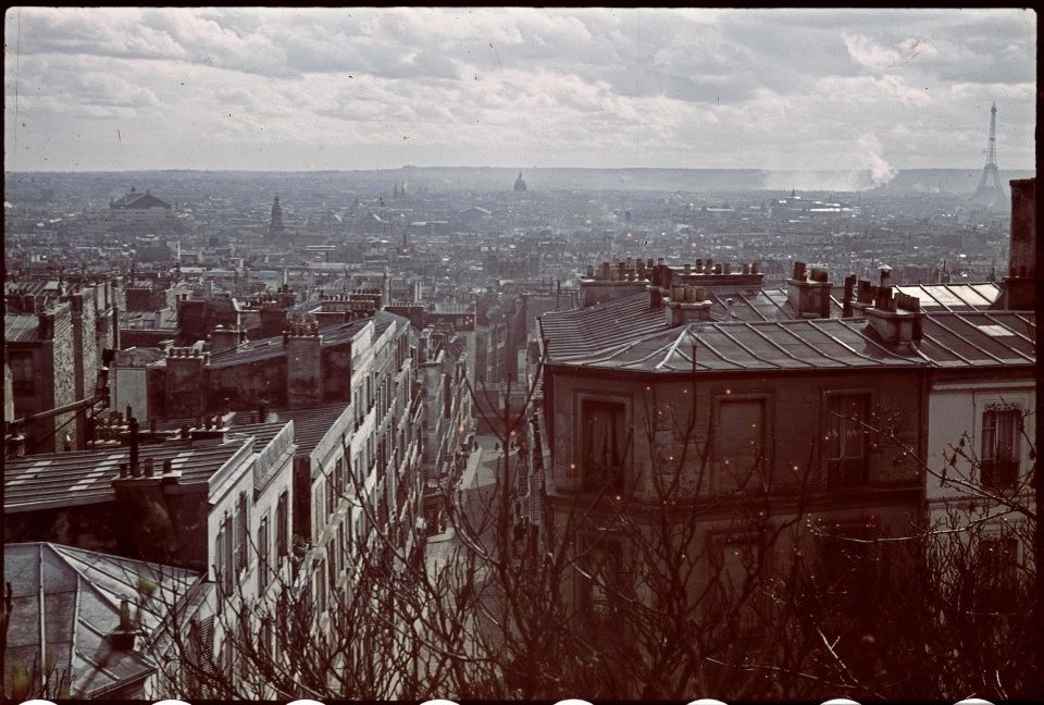 德军占领下的巴黎上色高清老照片 马照跑舞照跳 亡国痛看不到