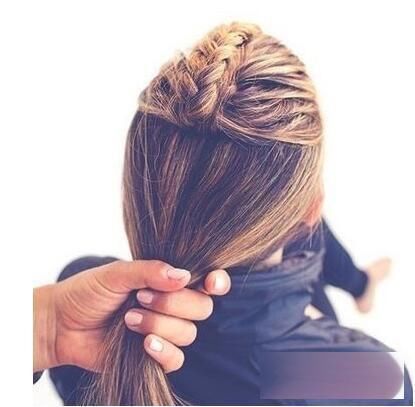 教你编清爽简单辫子发型步骤图解!