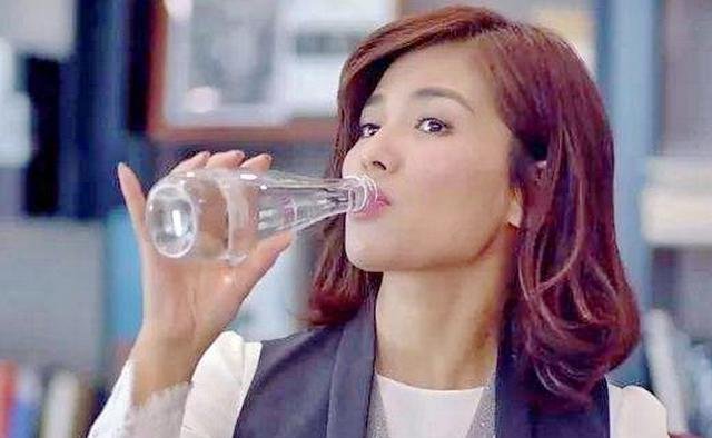 刘涛：国民媳妇，40岁看起来像20岁，她是怎么样做到的